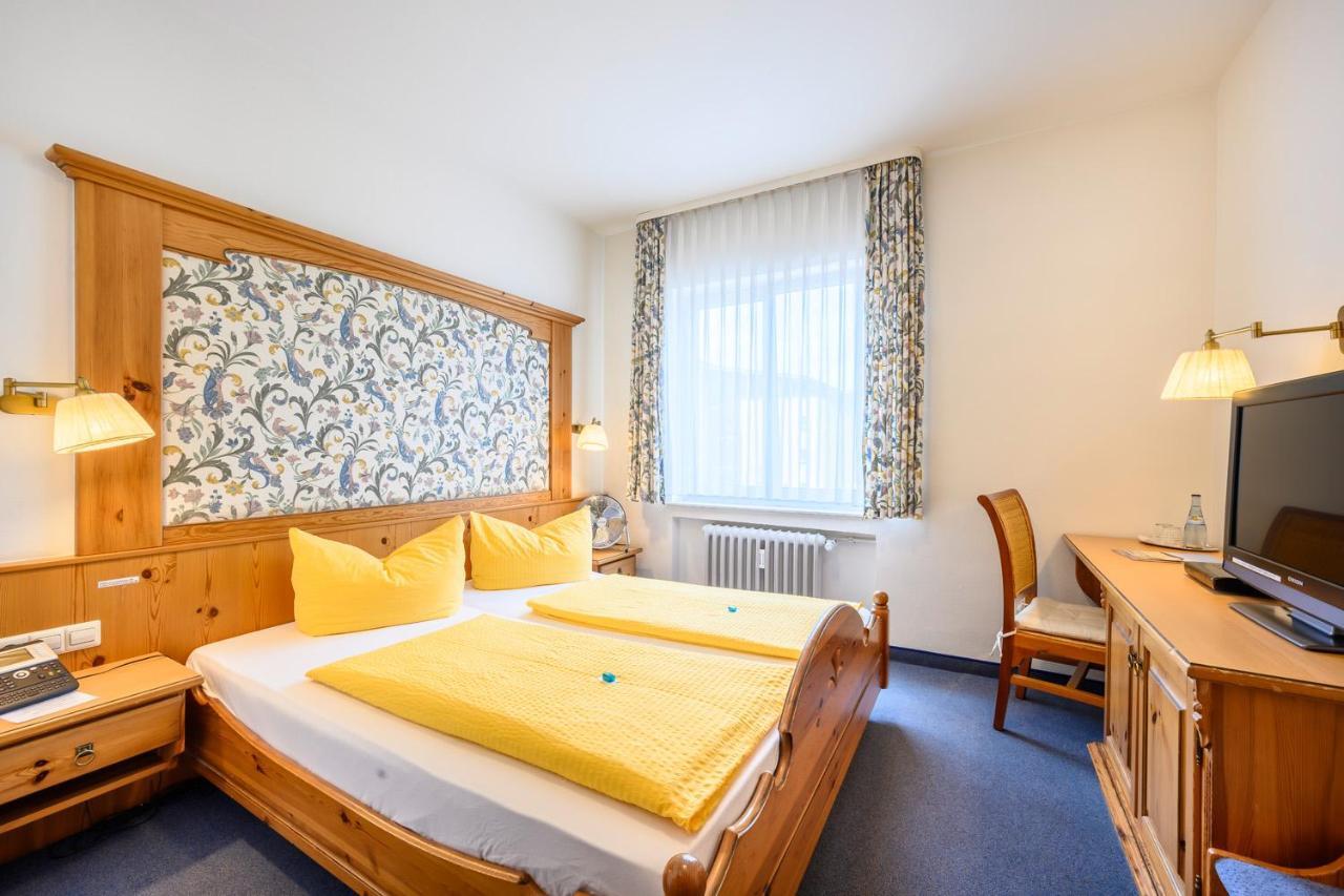 Hotel Goldener Hirsch Friedrichshafen Exterior foto